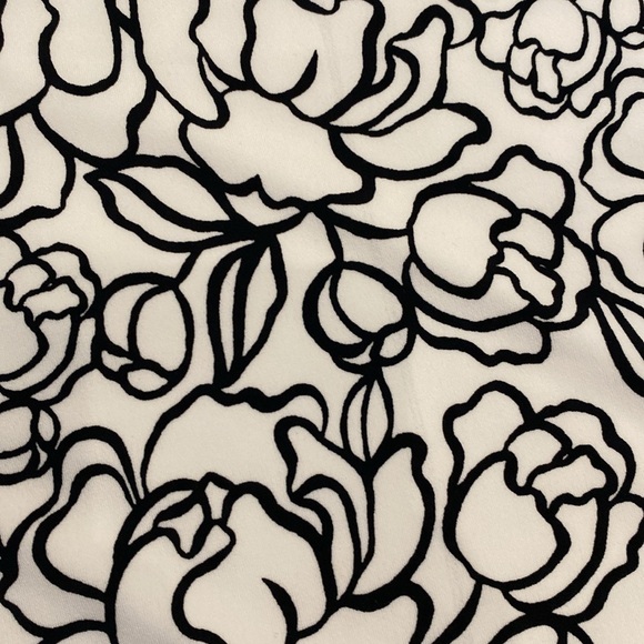 White House Black Market Chain Halter Top - Picture 9 of 9